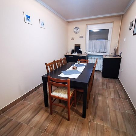 Central Park Apartman Szekszard Ngoại thất bức ảnh