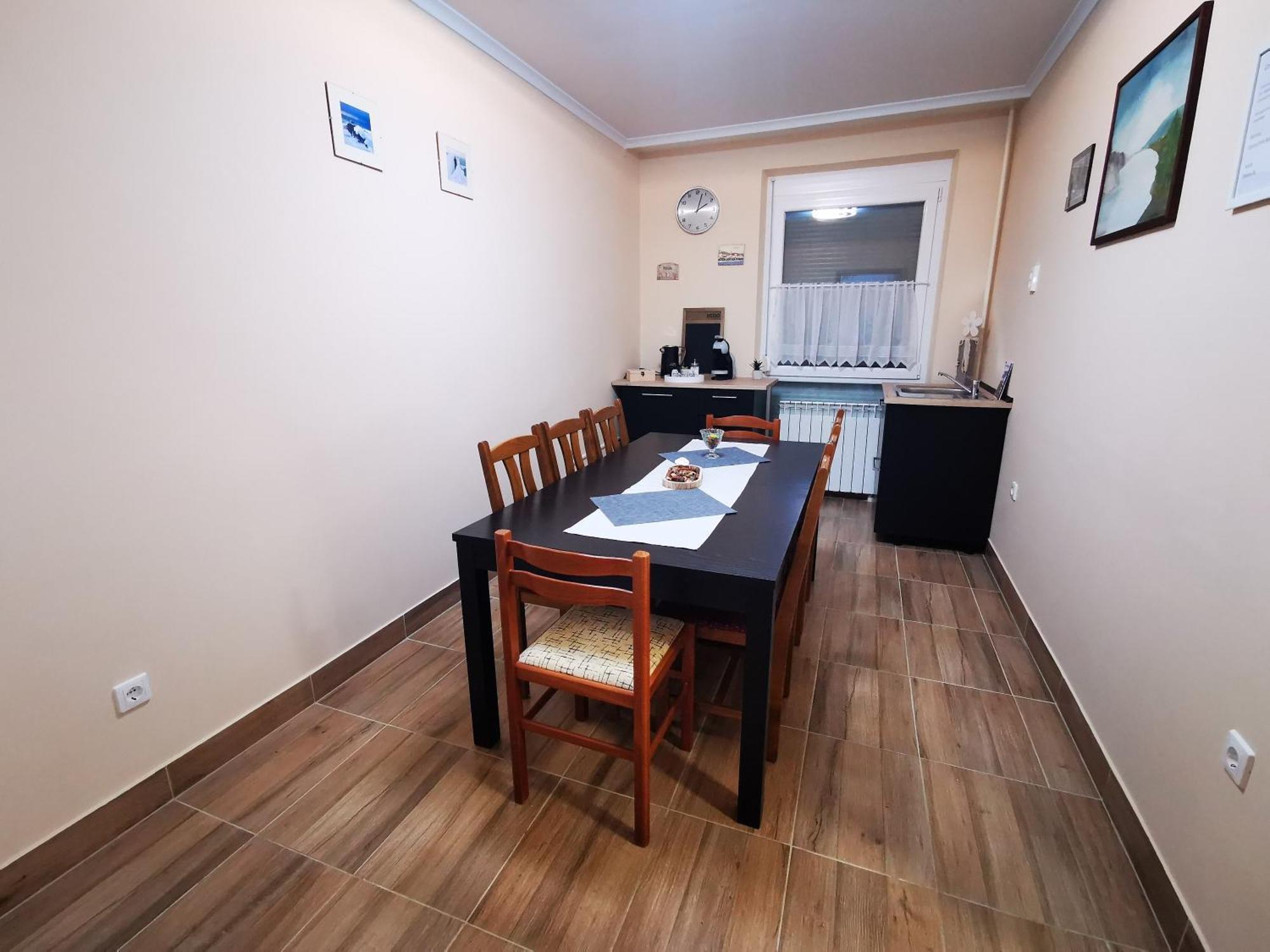 Central Park Apartman Szekszard Ngoại thất bức ảnh